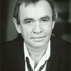 Ross Thompson