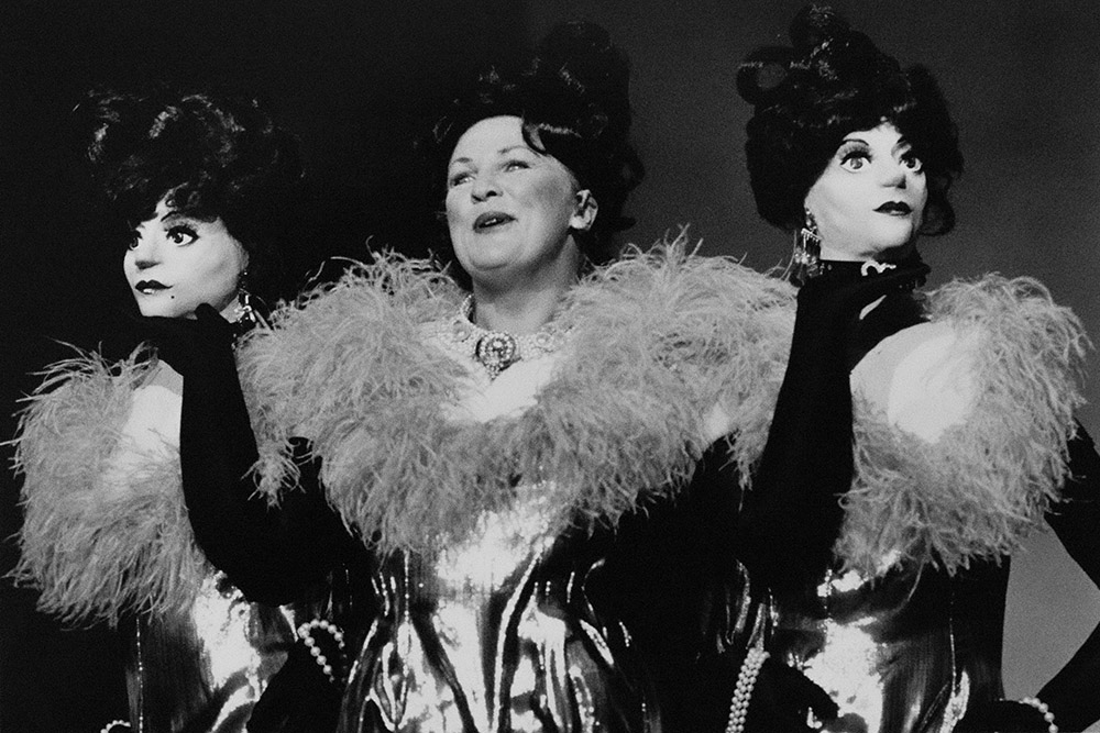 Production still for "Simply Irresistible". Caroline Gillmer. Photographer: Lyn Pool