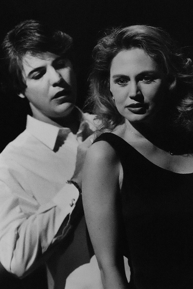 Production still for "The Temple". L-R: Mark Little as Laurie Blake, Nikki Coghill as Miranda Wilson. Photographer: Jeff Busby