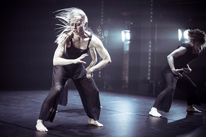 Production still for "Skeleton Tree". L-R: Nicola Leahey, James O'Hara. Photographer: Pippa Samaya