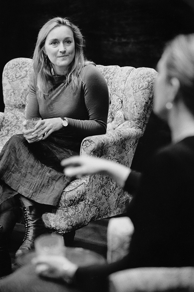 Production still for "Nightfall". L-R: Victoria Longley as Kate Saskell, Margaret Cameron as Emily Kingsley. Photographer: Ponch Hawkes.