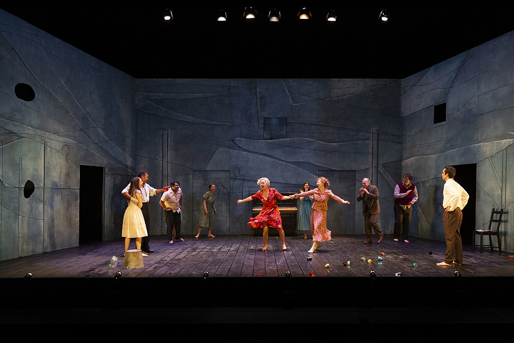 Production still for "Cloudstreet". L-R: BRenna Harding, Bert LaBonté, Ian Michael, Mikayla Merks, Natasha Herbert, Arielle Gray, Alison Whyte, Greg Stone, Benjamin Oakes, Guy Simon. Photographer: Pia Johnson