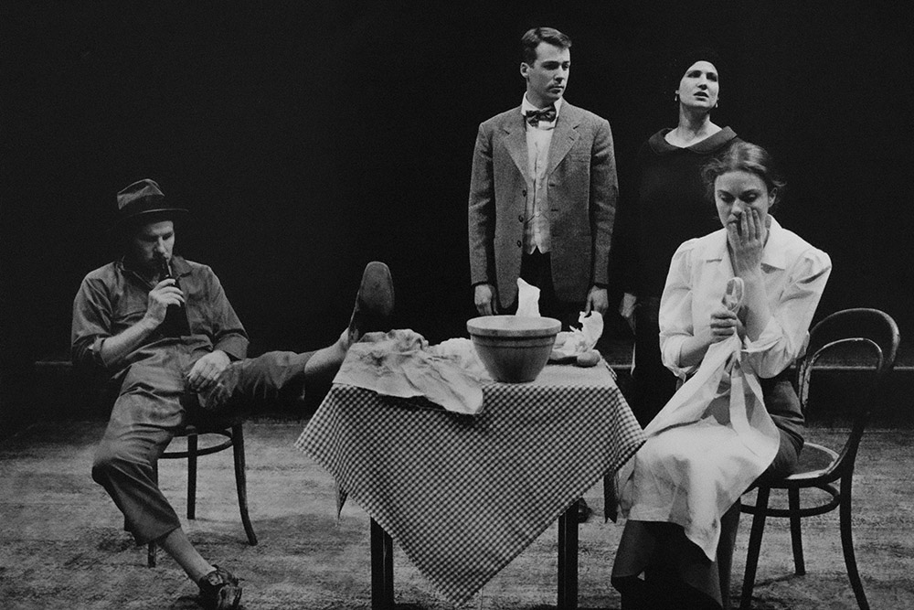 Production still for "Earthly Paradise". L-R: Robert Morgan, Ezra Bix, Elly Varrenti, Nadja Kostich. Photographer: Jeff Busby